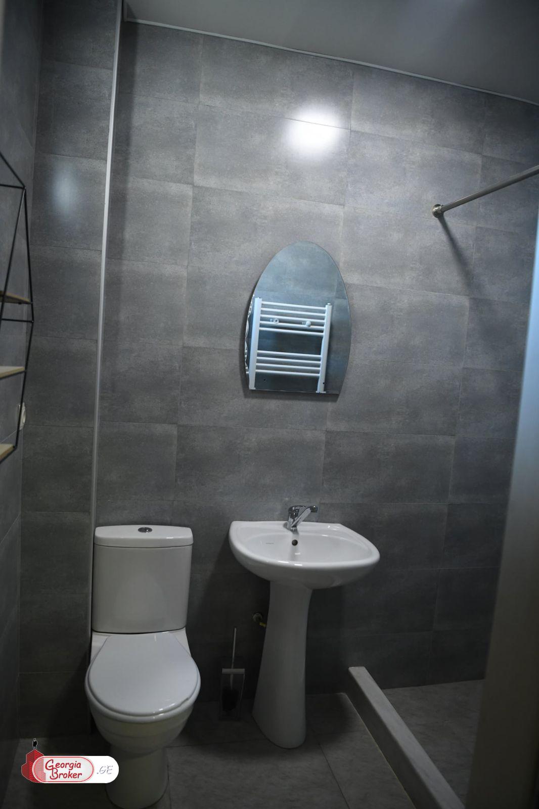 იყიდება ახალი გარემონტებული 7 ოთახიანი სახლი  ივერთუბანში